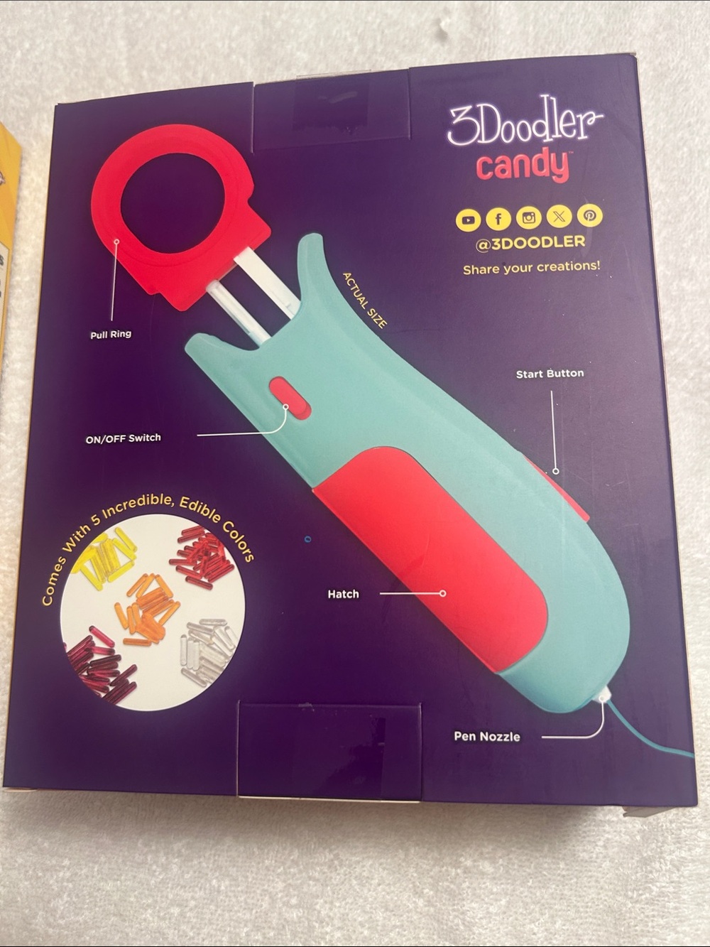 Two - 3Doodler Candy 3D Candy Pen Set in Mint and Coral includes two packages - Picture 4 of 6